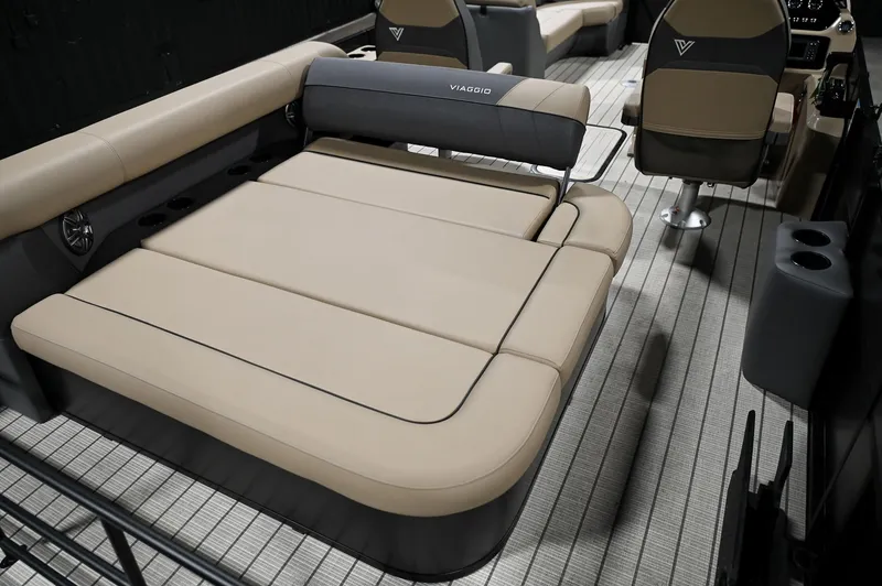 Slide: The Image of Viaggio V22S 2026 - 12