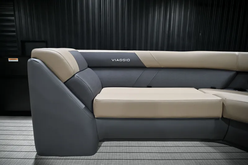 Slide: The Image of Viaggio V22S 2026 - 32