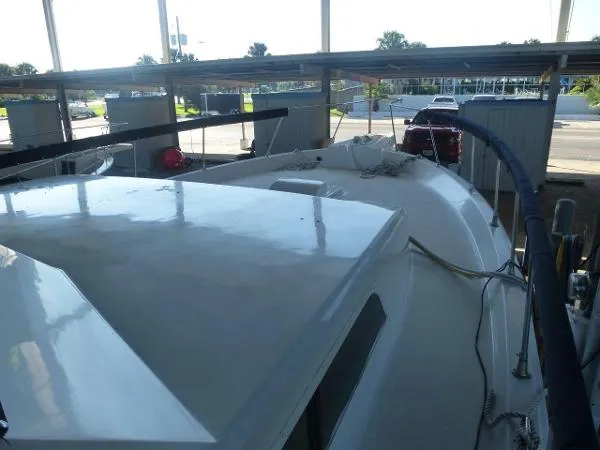 Slide: The Image of Hatteras 58 Yacht Fisherman 1972 - 2