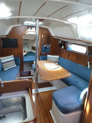 Slide: The Image of Beneteau Oceanis 321 1999 - 2