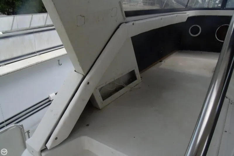 Slide: The Image of Carver Yachts 3807 AC Motoryacht 1987 - 7