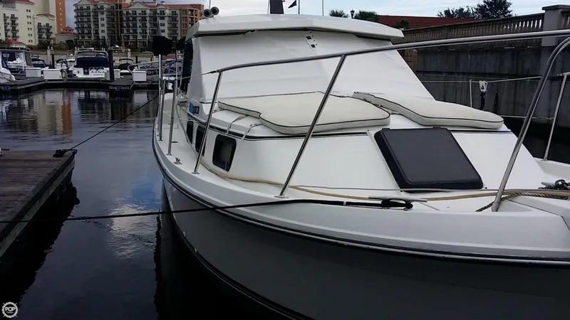 Slide: The Image of Carver Yachts 2807 Riviera Aft Cabin 1987 - 2