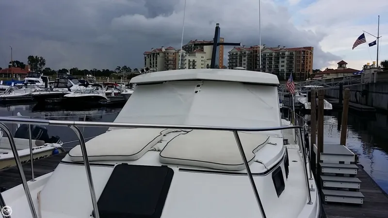 Slide: The Image of Carver Yachts 2807 Riviera Aft Cabin 1987 - 4