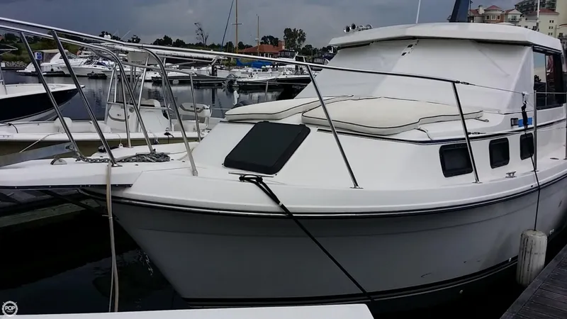Slide: The Image of Carver Yachts 2807 Riviera Aft Cabin 1987 - 5