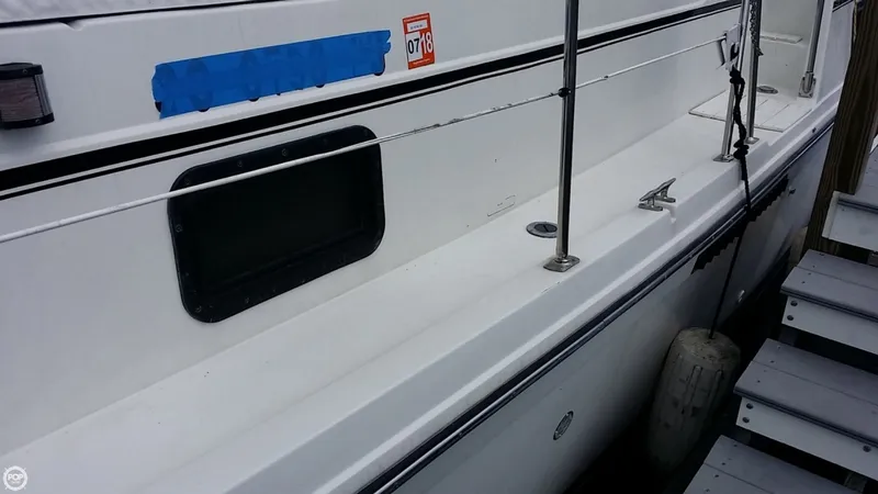 Slide: The Image of Carver Yachts 2807 Riviera Aft Cabin 1987 - 9