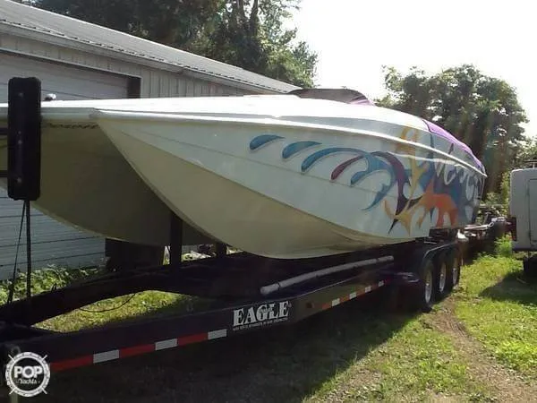 Slide: The Image of Baja Predator 31 1999 - 3