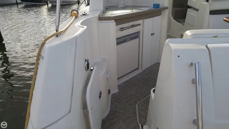 Slide: The Image of Rinker 350 Express Cruiser 2008 - 10