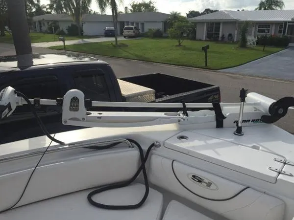 Slide: The Image of Sea Hunt 235 Ultra 2015 - 2