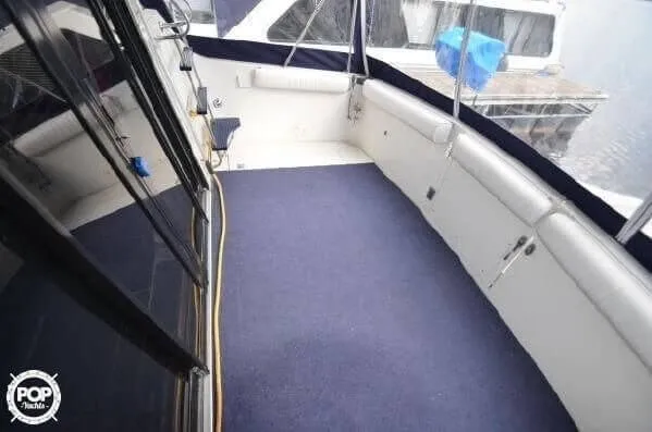Slide: The Image of Carver Yachts 3297 Mariner 1989 - 3