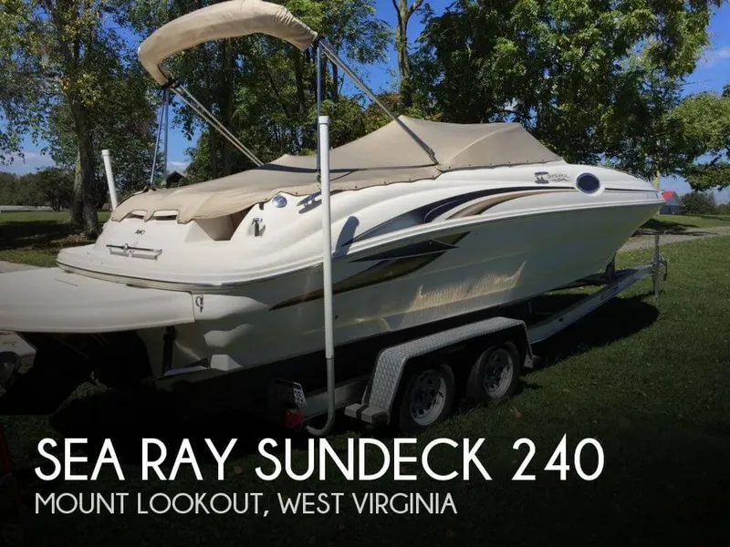 Slide: The Image of Sea Ray Sundeck 240 2001 - 0