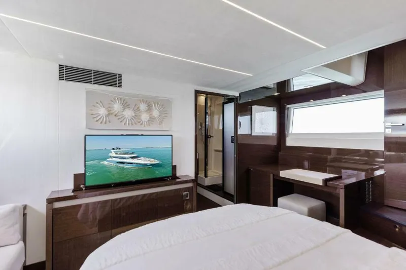 Slide: The Image of Master Stateroom - 28