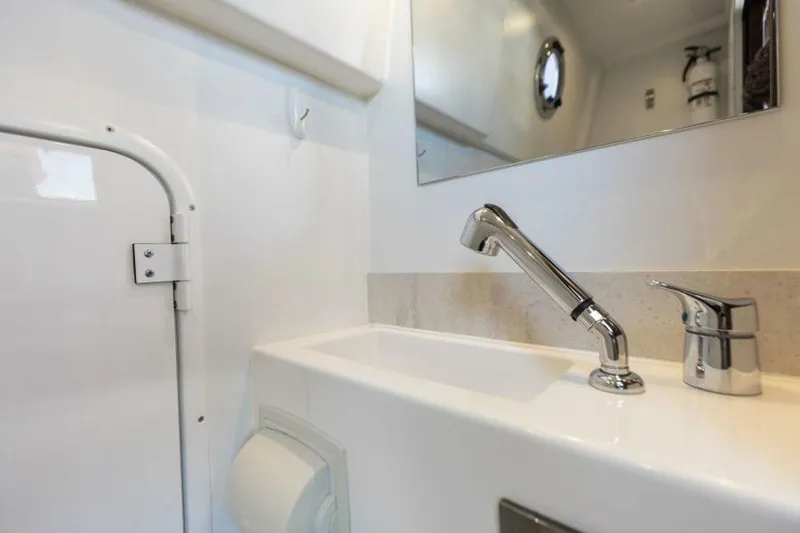 Slide: The Image of Crew Head - 80