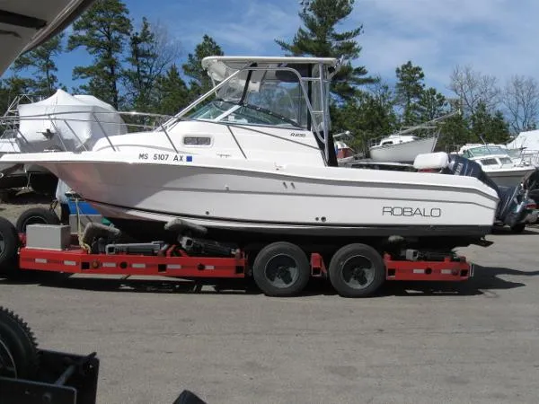 Slide: The Image of Robalo R-235 Walk Around 2005 - 0