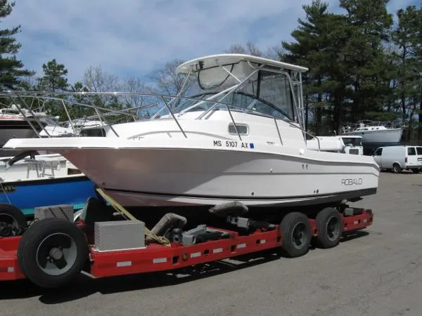 Slide: The Image of Robalo R-235 Walk Around 2005 - 1