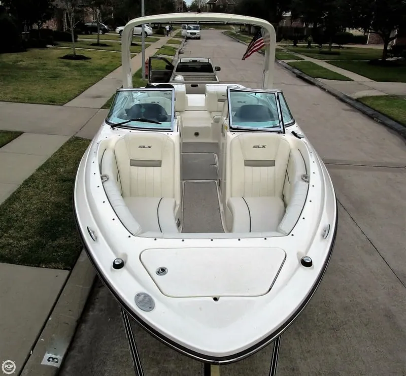 Slide: The Image of Sea Ray 250 SLX 2007 - 4