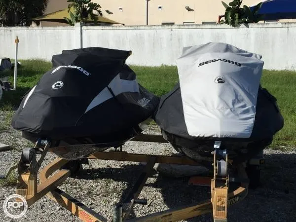 Slide: The Image of Sea-Doo RXT 260 and GTI 130 2011 - 1