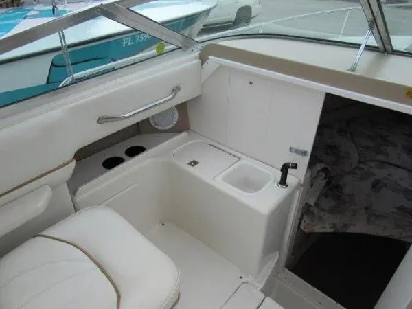 Slide: The Image of Sea Ray 240 Overnighter 1997 - 4