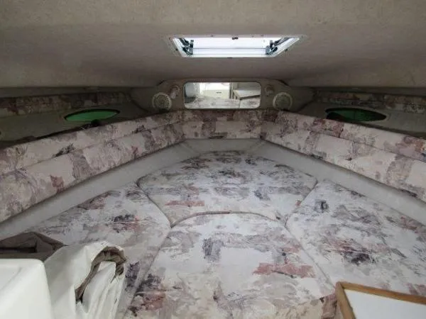 Slide: The Image of Sea Ray 240 Overnighter 1997 - 9