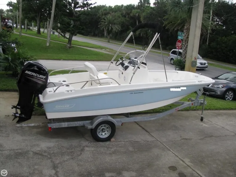 Slide: The Image of Boston Whaler 170 Dauntless 2014 - 2