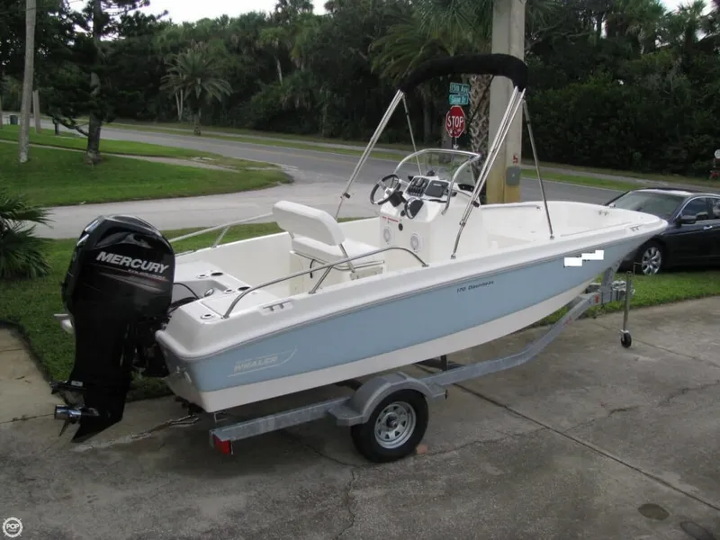 Slide: The Image of Boston Whaler 170 Dauntless 2014 - 3