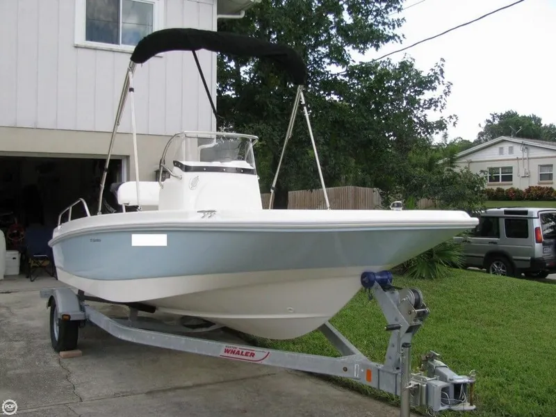 Slide: The Image of Boston Whaler 170 Dauntless 2014 - 4