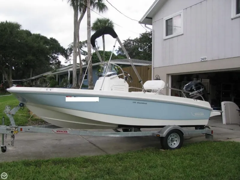 Slide: The Image of Boston Whaler 170 Dauntless 2014 - 7