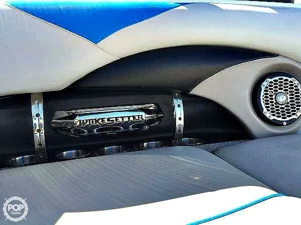 Slide: The Image of Malibu Wakesetter 21 VLX 2013 - 6