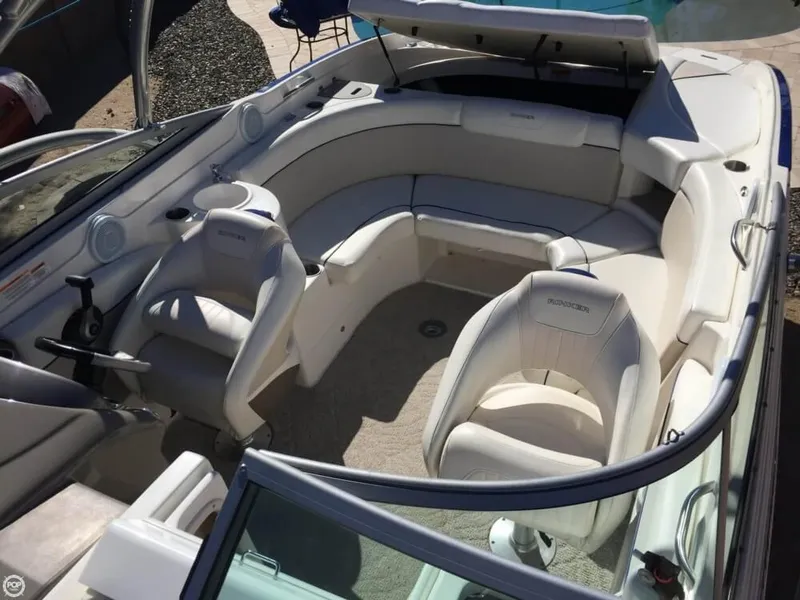 Slide: The Image of Rinker 246 Captiva Cuddy 2006 - 4