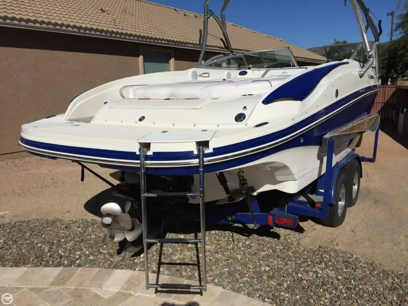 Slide: The Image of Rinker 246 Captiva Cuddy 2006 - 5