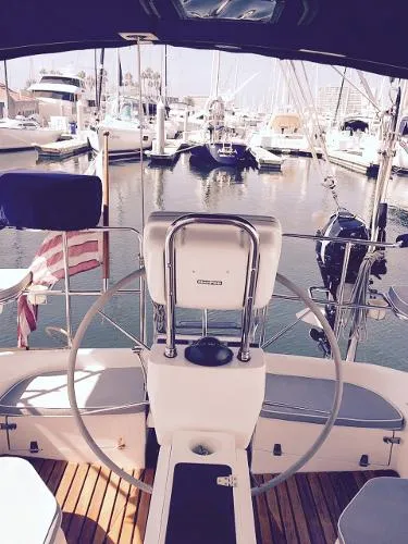 Slide: The Image of Catalina 42 MkII 2005 - 10
