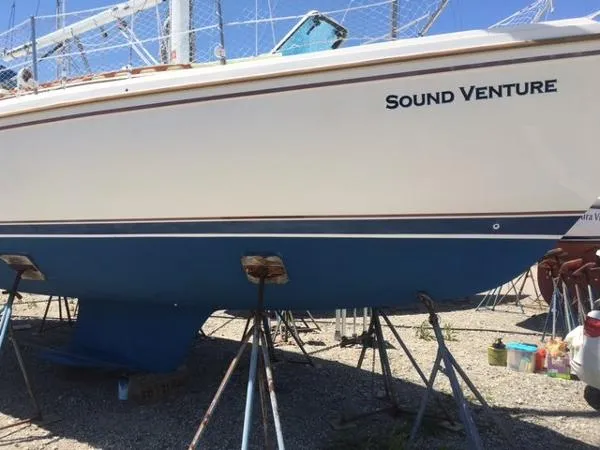 Slide: The Image of Catalina 34 Wing Keel TR 1988 - 5
