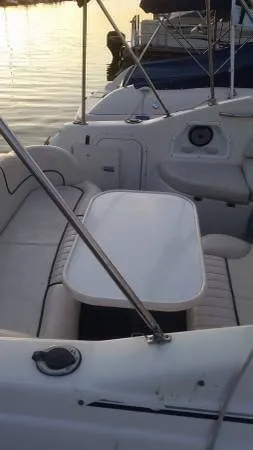 Slide: The Image of Chaparral 240 Signature 2000 - 5
