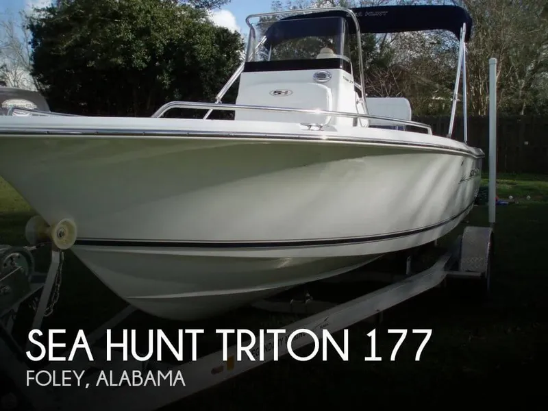 Slide: The Image of Sea Hunt Triton 177 2013 - 0