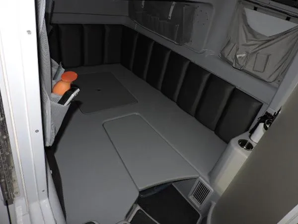 Slide: The Image of Yellowfin 42' Center Console 2010 - 7