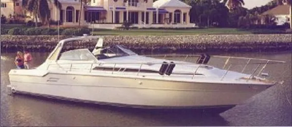 Slide: The Image of Sea Ray 460 Express Cruiser 1989 - 0