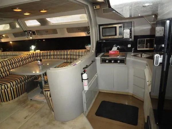 Slide: The Image of Sea Ray 460 Express Cruiser 1989 - 11