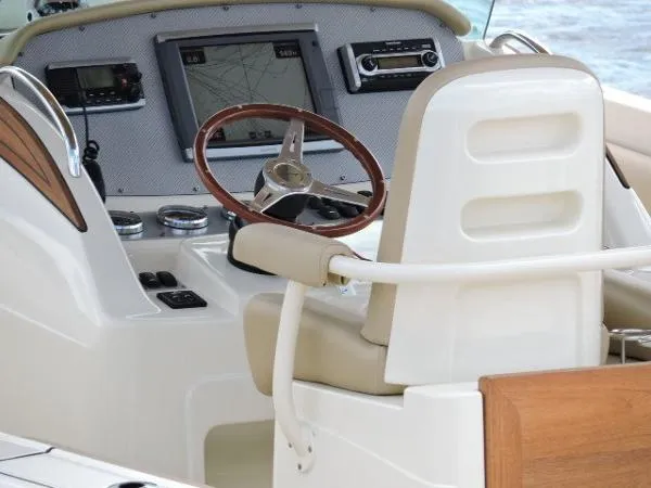 Slide: The Image of Chris-Craft 29 Catalina Suntender 2014 - 2
