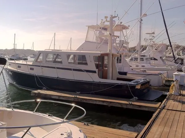 Slide: The Image of Ellis Extended Top Cruiser 2000 - 4