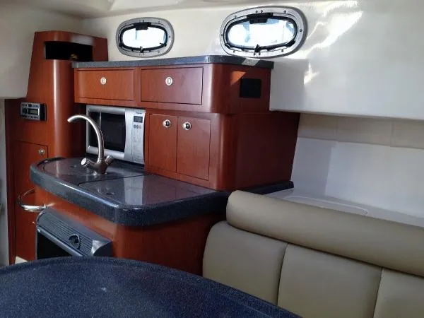 Slide: The Image of Boston Whaler 305 Conquest 2006 - 10