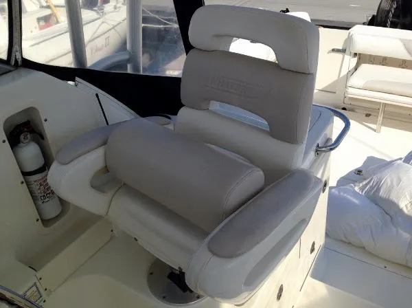 Slide: The Image of Boston Whaler 305 Conquest 2006 - 6