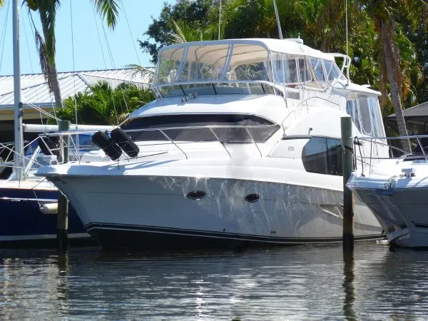 Slide: The Image of Silverton 43 Motor Yacht 2004 - 0