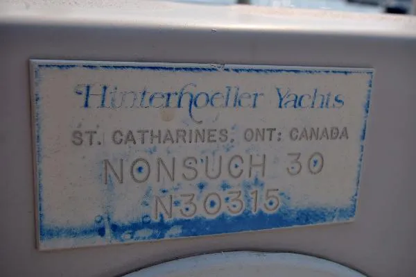Slide: The Image of Hinterhoeller Nonsuch 30 Ultra 1985 - 7