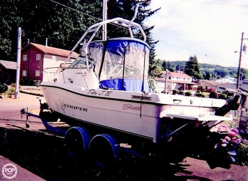 Slide: The Image of Seaswirl Striper 2100 WA 1999 - 2