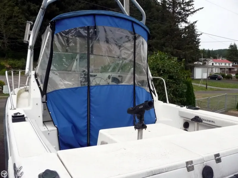 Slide: The Image of Seaswirl Striper 2100 WA 1999 - 4