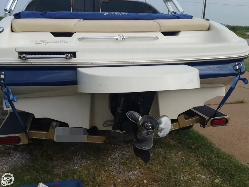 Slide: The Image of Sea Ray 210 Signature 2000 - 1