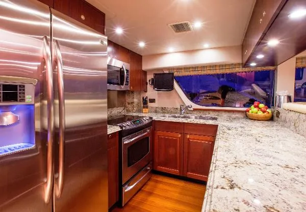 Slide: The Image of Pacific Mariner (Westport) 85 Motor Yacht 2009 - 2