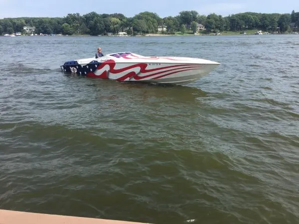 Slide: The Image of CIGARETTE 38 Top Gun - Patriot 2000 - 2