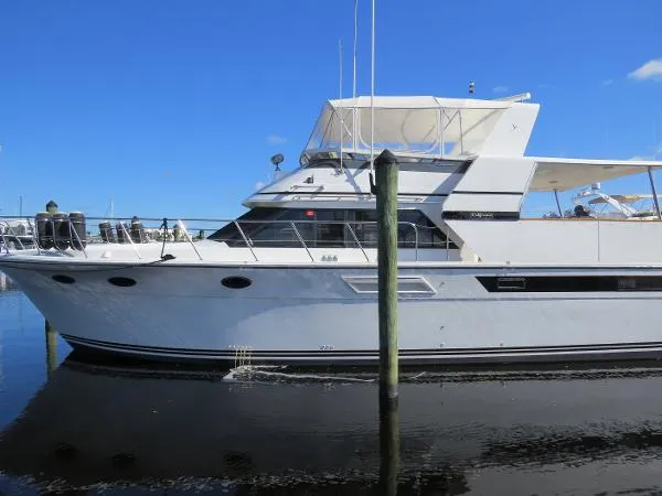 Slide: The Image of Californian / Carver 48 Motoryacht 1990 - 1