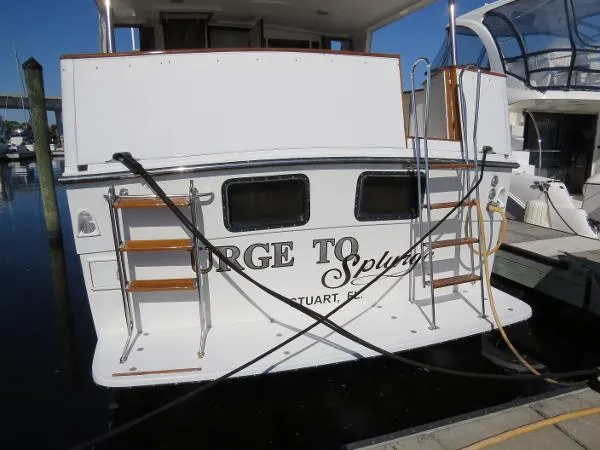 Slide: The Image of Californian / Carver 48 Motoryacht 1990 - 3