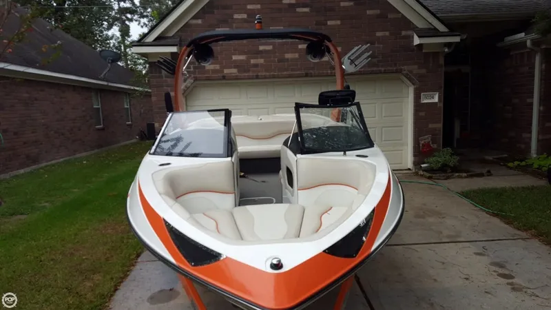 Slide: The Image of Malibu 20 VTX Wakesetter 2009 - 2
